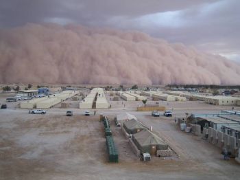 badai pasir di irak