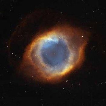 nebula berbentuk mata